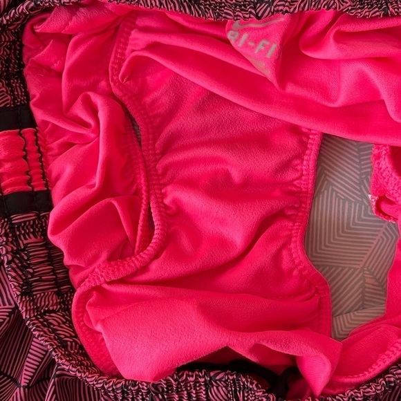 Nike Dri-fit Tempo Pink & Black Patterned Shorts with Embroidered Logo Sz. Small - Picture 4 of 7